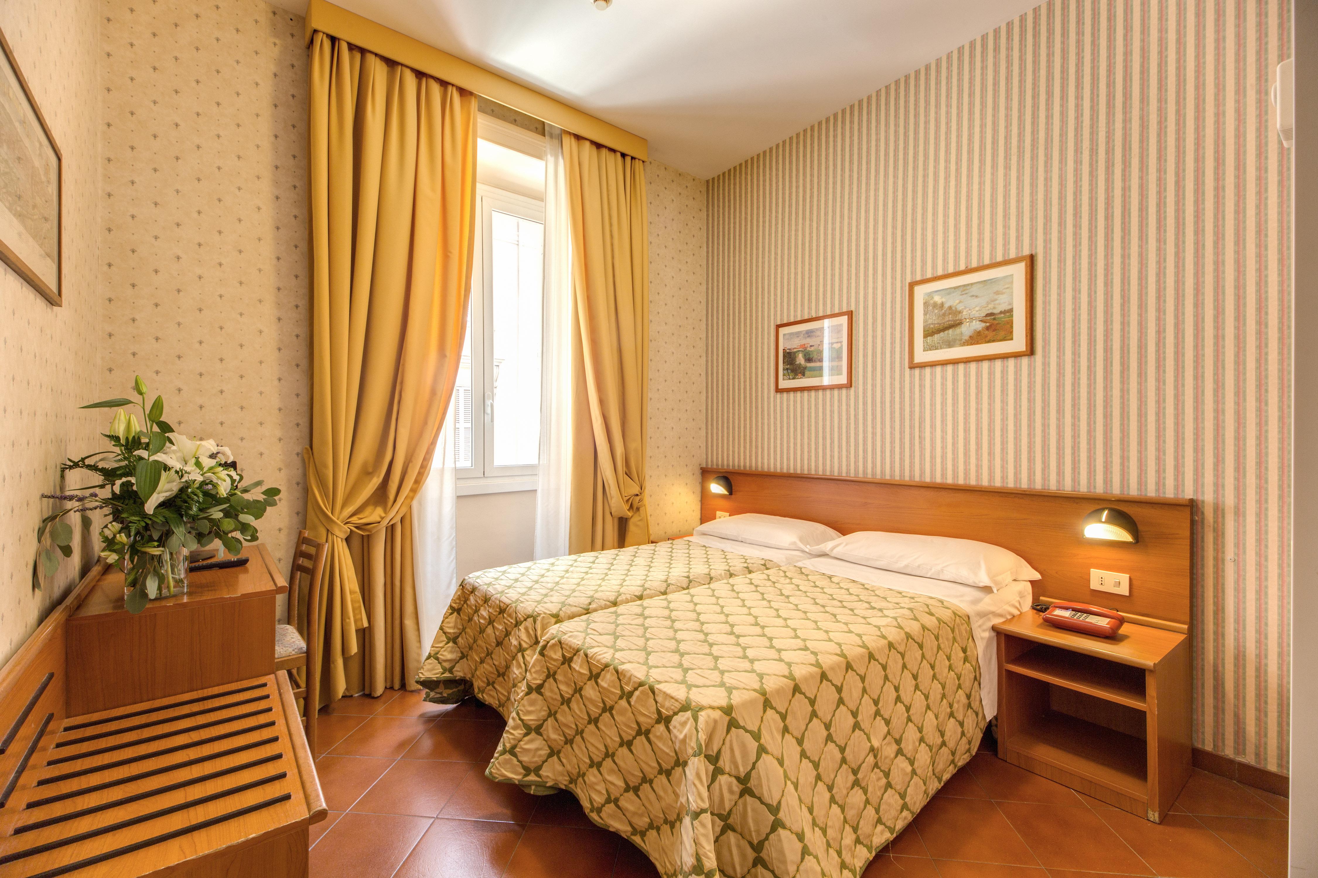 Hotel Corona โรม ภายนอก รูปภาพ